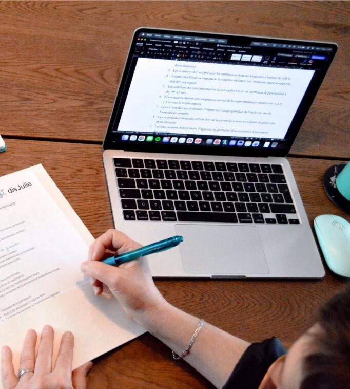 Soutien administratif pour entreprises au Québec avec gestion de documents et suivi des tâches
